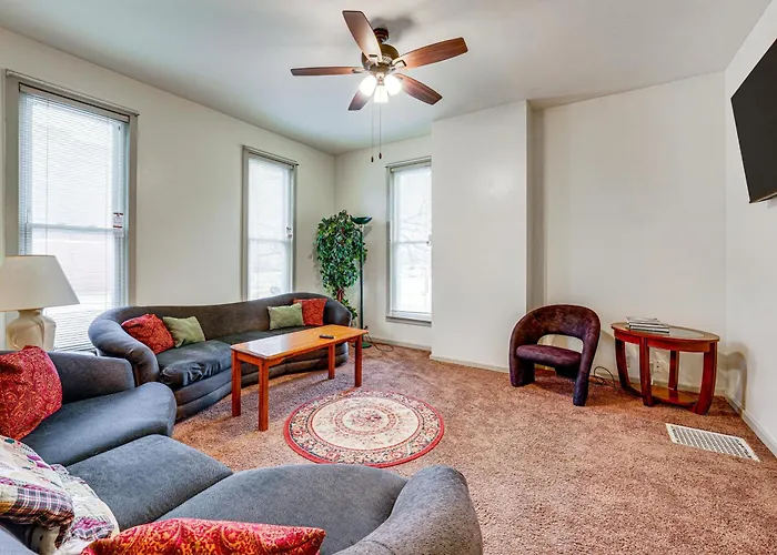 Great Location! Walking Distance To So Much!